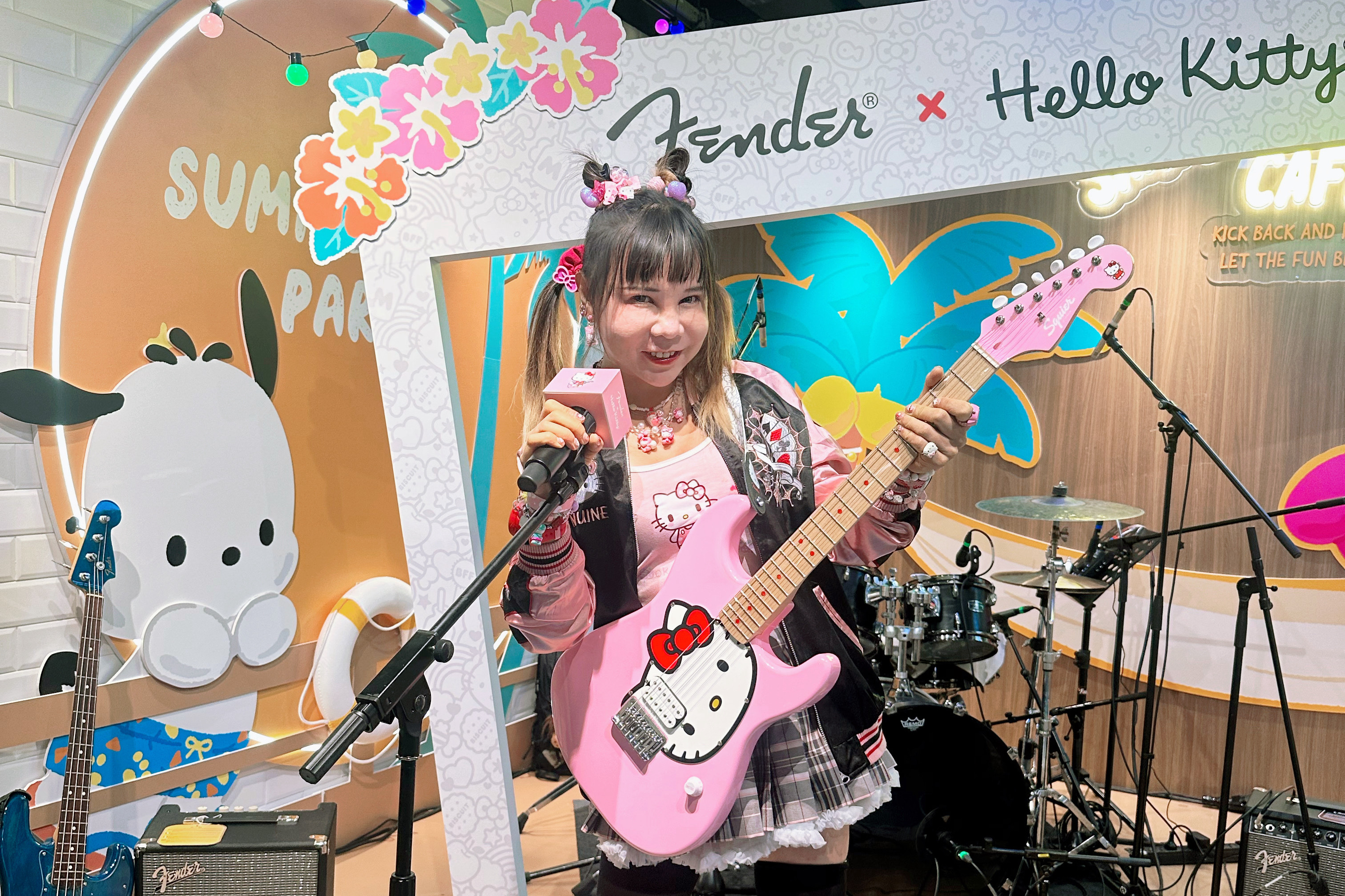 📰 Fender x Hello Kitty Pop-up Store Opening Celemony